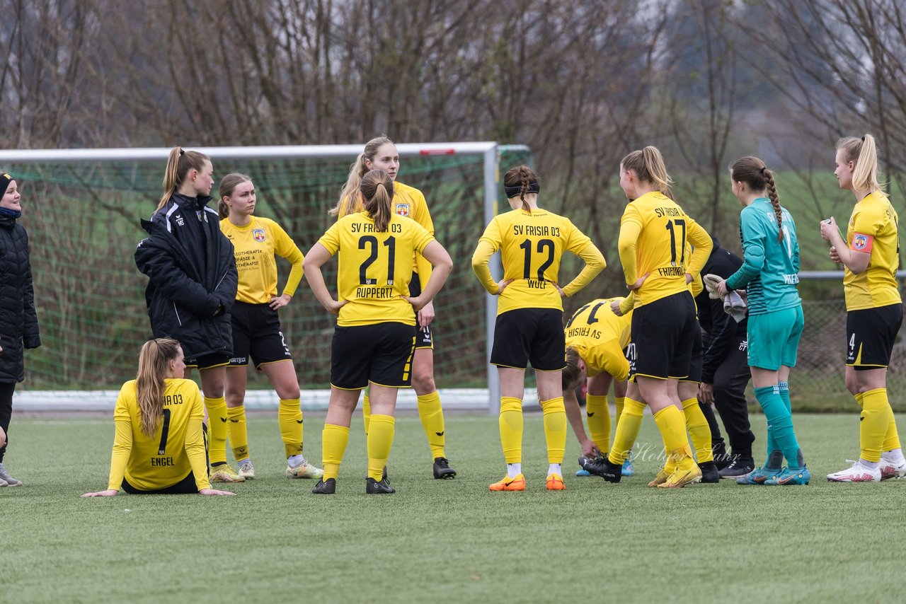 Bild 466 - F SSC Hagen Ahrensburg - SV Frisia Risum-Lindholm : Ergebnis: 1:2